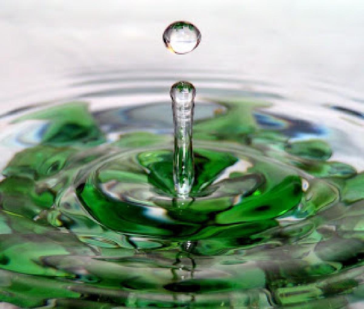 Πράσινο νερό
